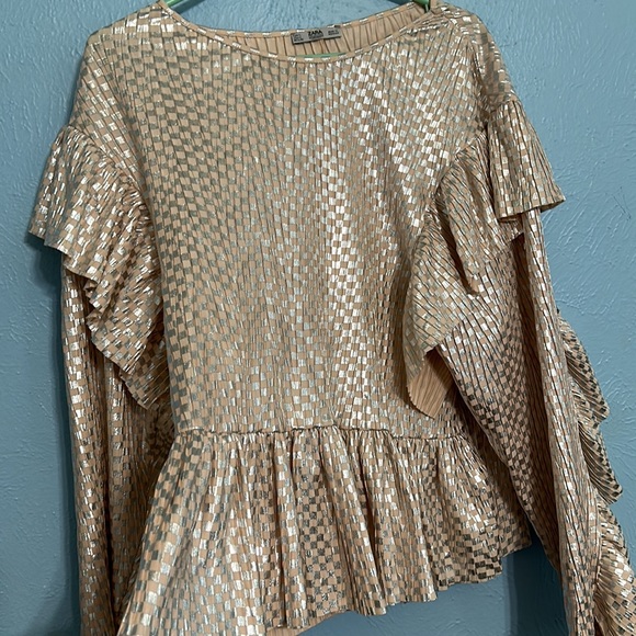 GORGEOUS zara blouse size L - Picture 4 of 7